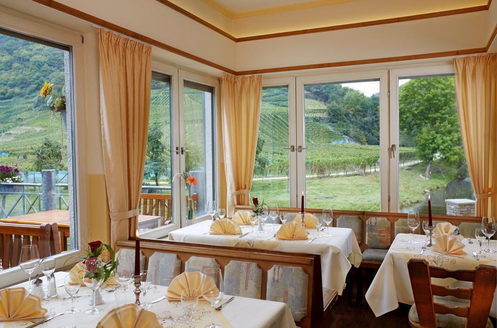 Hotel Pension Jagerstubchen Mayschoß Eksteriør billede